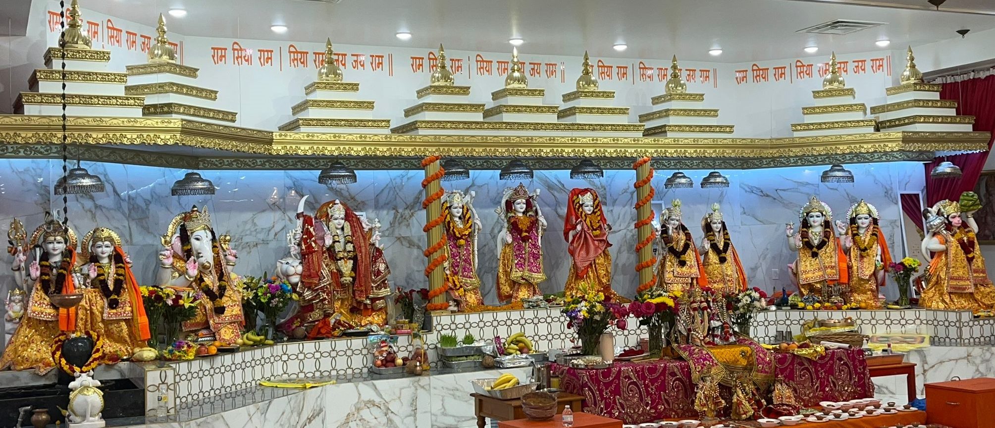 मंदिर दरबार